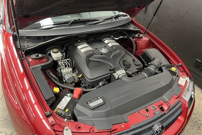 2005 Holden Commodore - Thumbnail