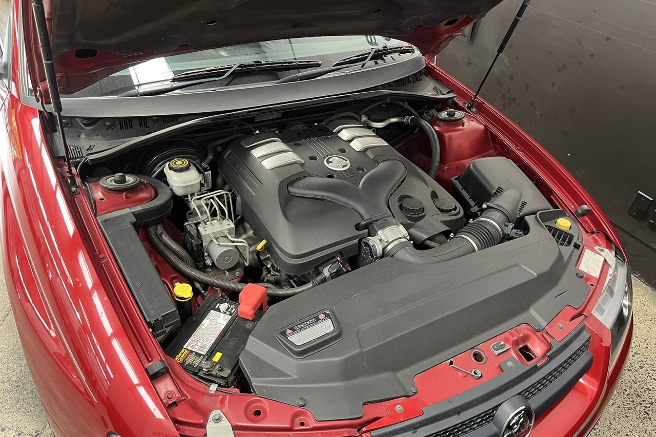 2005 Holden Commodore