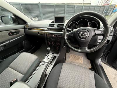 2006 Mazda Axela - Thumbnail