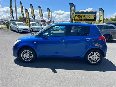 2005 Suzuki Swift - Thumbnail