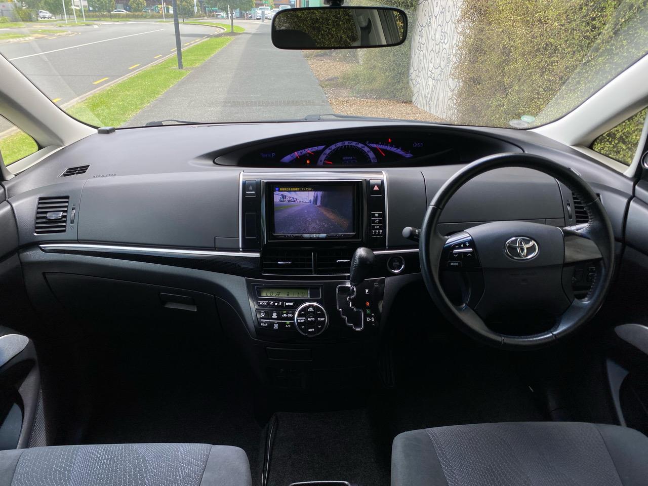 2015 Toyota Estima