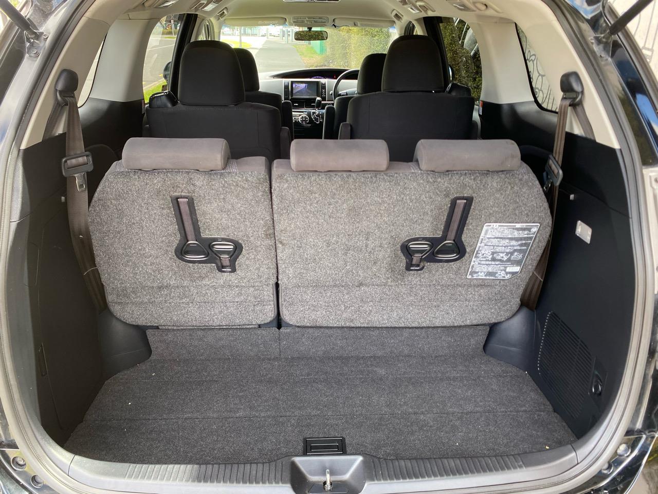2015 Toyota Estima