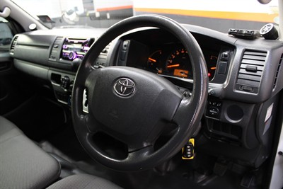 2014 Toyota Hiace - Thumbnail