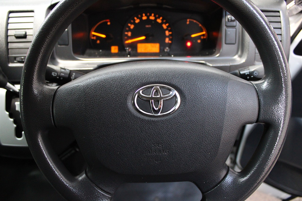 2014 Toyota Hiace