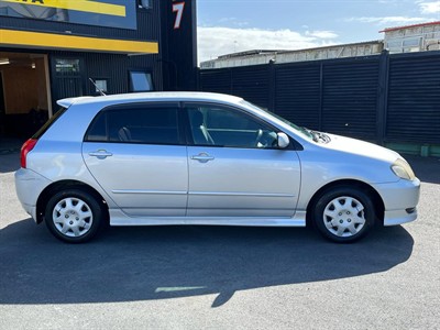2001 Toyota Corolla - Thumbnail
