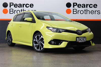 2017 Toyota Corolla - Thumbnail