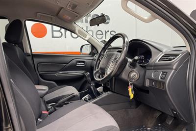 2019 Mitsubishi Triton - Thumbnail