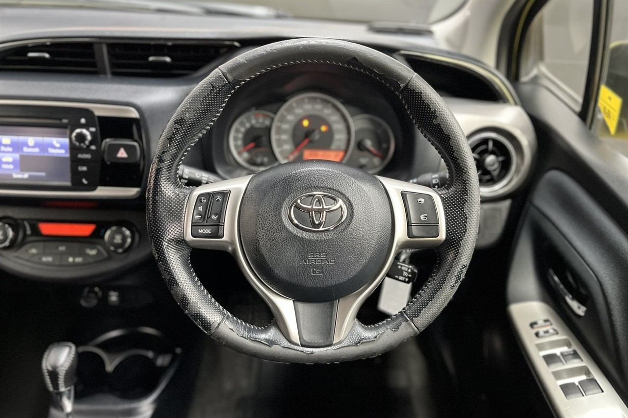 2016 Toyota YARIS