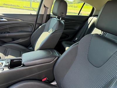 2019 Holden Commodore - Thumbnail