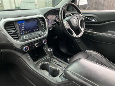 2018 Holden Acadia - Thumbnail