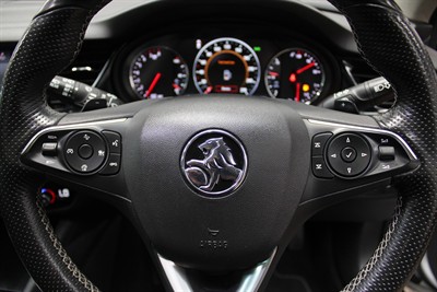 2019 Holden Commodore - Thumbnail