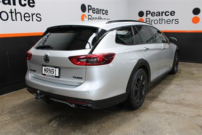 2019 Holden Commodore - Thumbnail