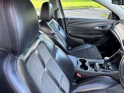 2014 Holden Commodore - Thumbnail