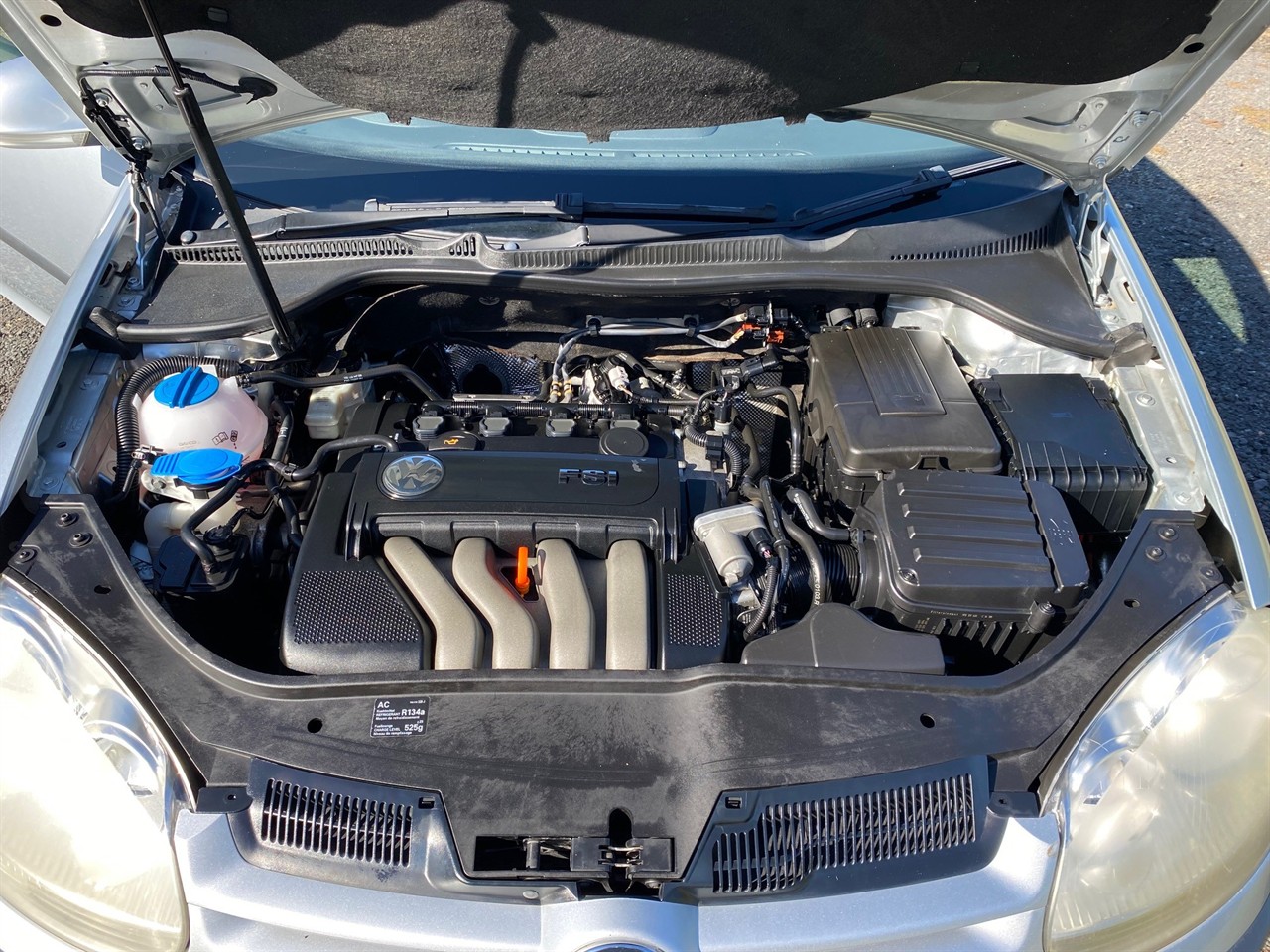 2005 Volkswagen GOLF