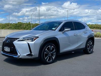2021 Lexus UX 200 - Thumbnail