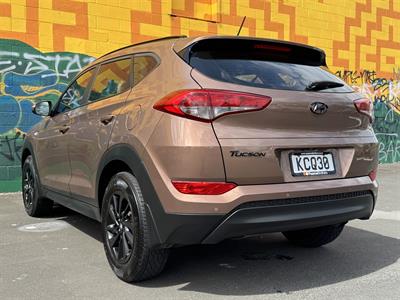 2016 Hyundai TUCSON - Thumbnail