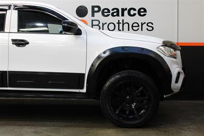 2019 Mercedes-Benz X-Class - Thumbnail