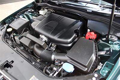 2015 Holden COMMODORE - Thumbnail