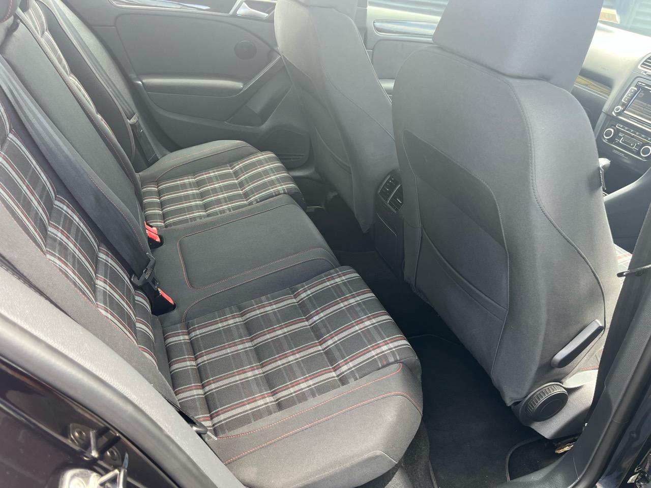 2012 Volkswagen GOLF