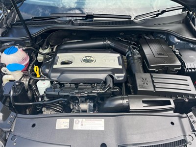 2012 Volkswagen GOLF - Thumbnail