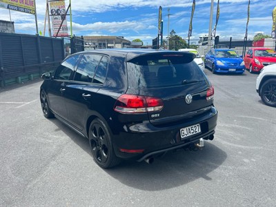 2012 Volkswagen GOLF - Thumbnail