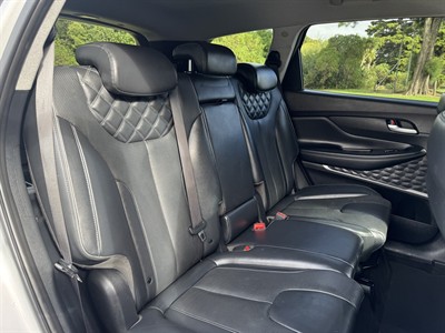 2021 Hyundai SANTA FE - Thumbnail