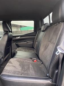 2018 Mercedes-Benz X-Class - Thumbnail