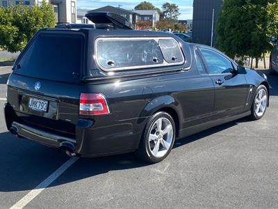 2015 Holden Commodore - Thumbnail