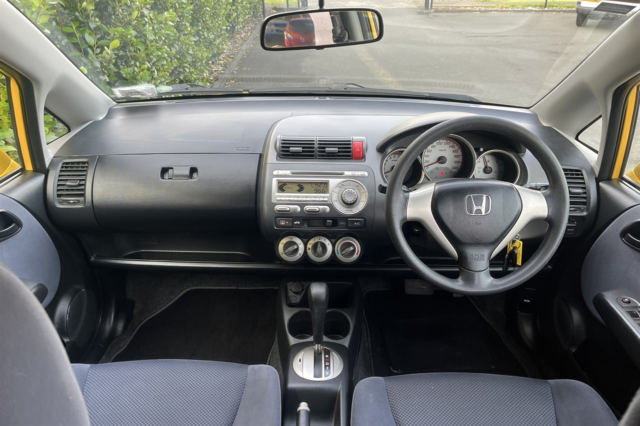 2004 Honda Jazz