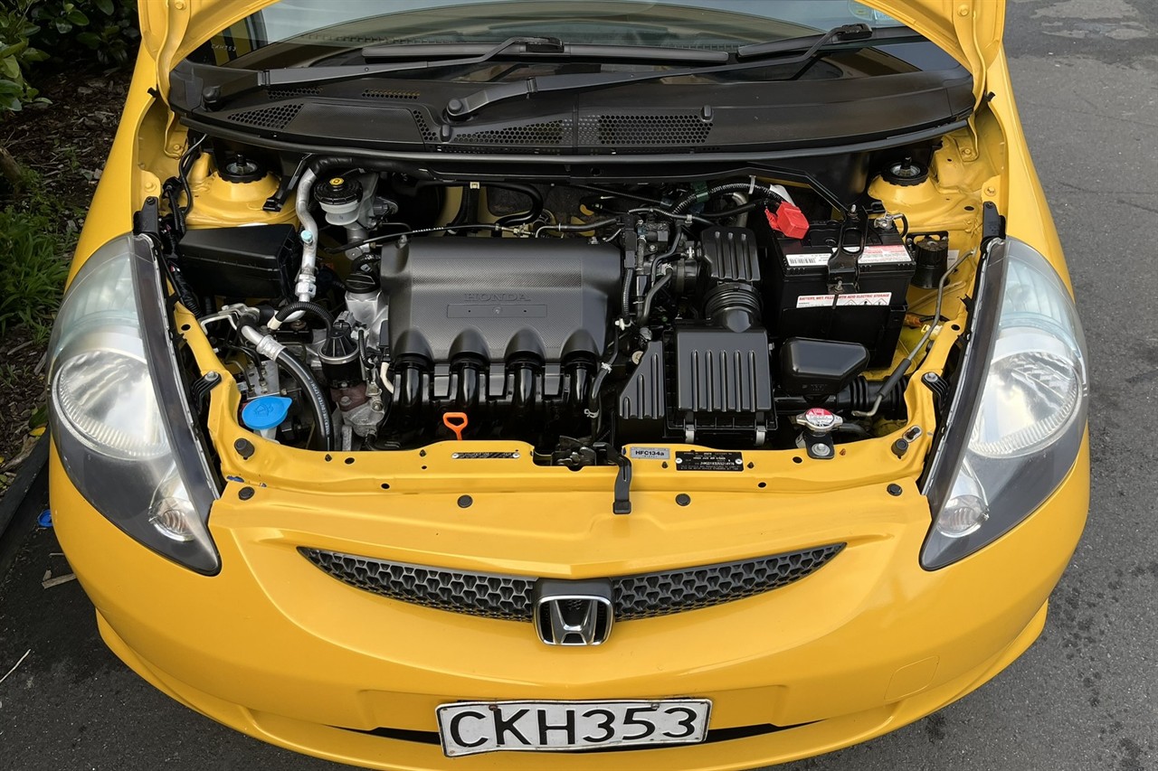 2004 Honda Jazz