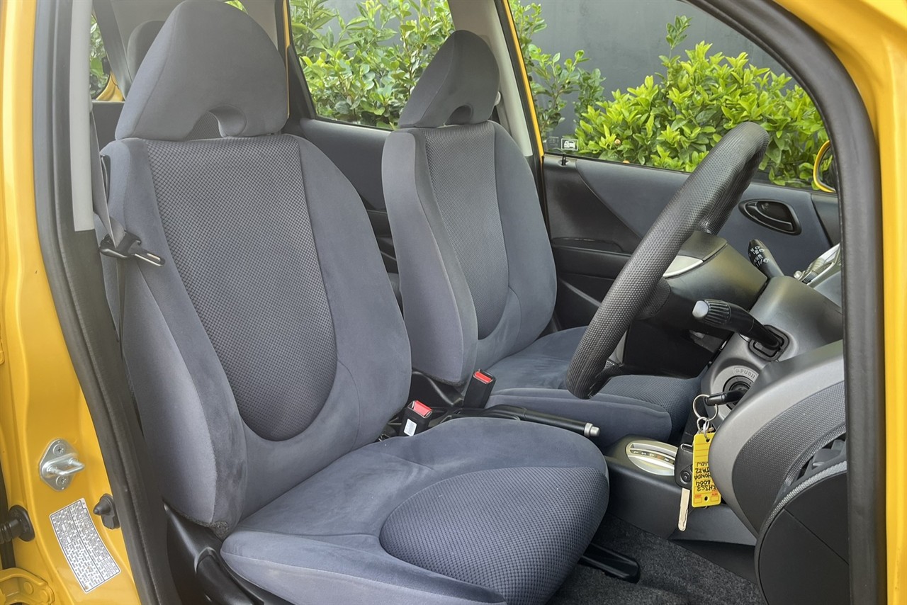 2004 Honda Jazz