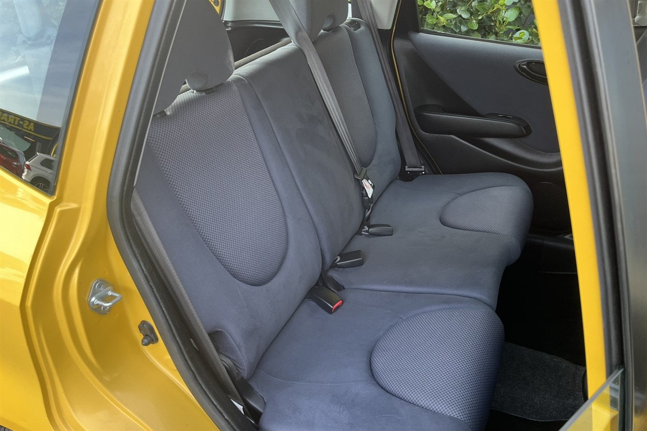 2004 Honda Jazz