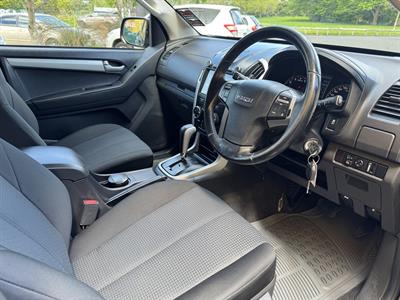 2015 Isuzu D-Max - Thumbnail