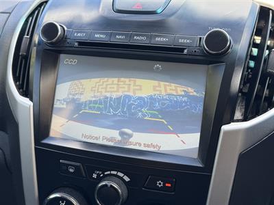 2015 Isuzu D-Max - Thumbnail