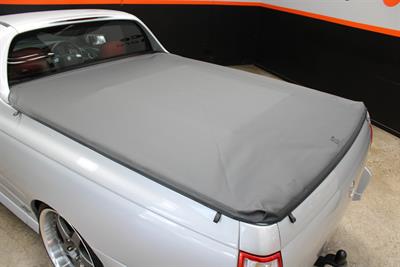 2004 Holden Commodore - Thumbnail