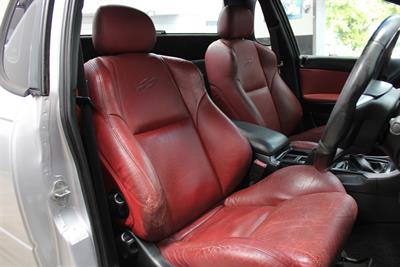 2004 Holden Commodore - Thumbnail