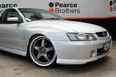 2004 Holden Commodore - Thumbnail