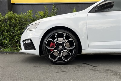 2020 Skoda Octavia - Thumbnail