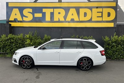 2020 Skoda Octavia - Thumbnail