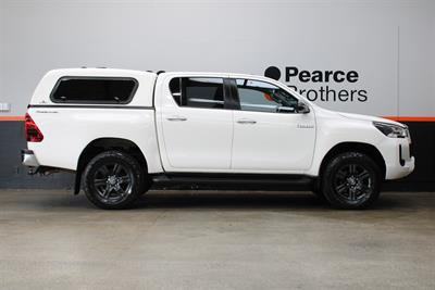 2020 Toyota Hilux - Thumbnail