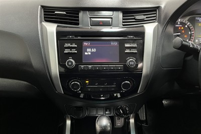2016 Nissan Navara - Thumbnail