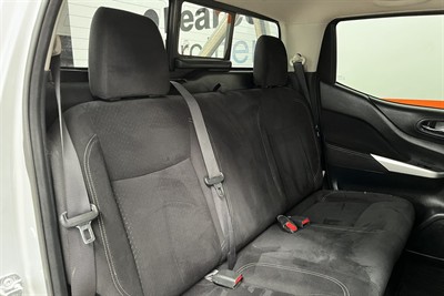 2016 Nissan Navara - Thumbnail