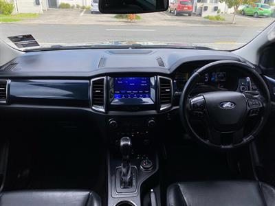 2020 Ford Everest - Thumbnail