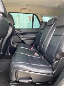 2020 Ford Everest - Thumbnail