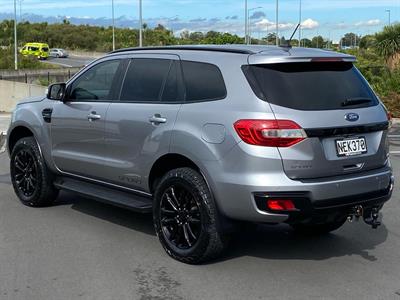 2020 Ford Everest - Thumbnail