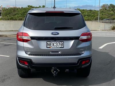 2020 Ford Everest - Thumbnail