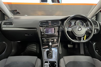 2013 Volkswagen GOLF - Thumbnail