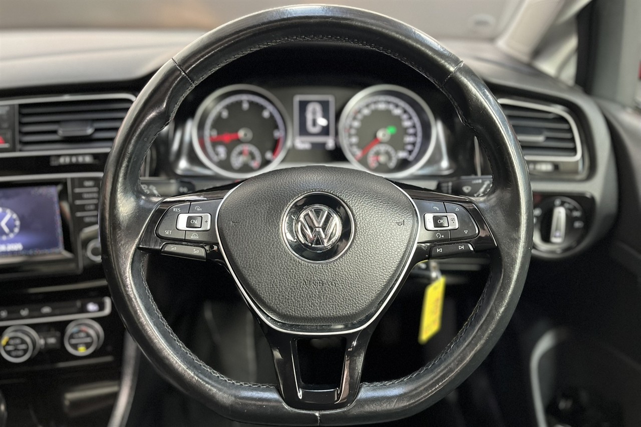 2013 Volkswagen GOLF