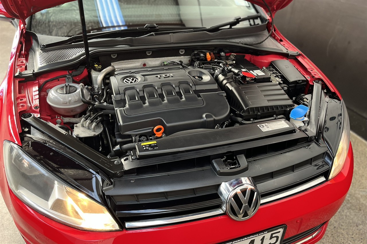 2013 Volkswagen GOLF