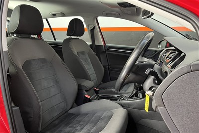 2013 Volkswagen GOLF - Thumbnail